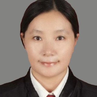 何偉利律師
