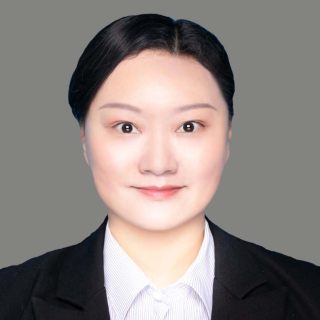 何思瑩律師